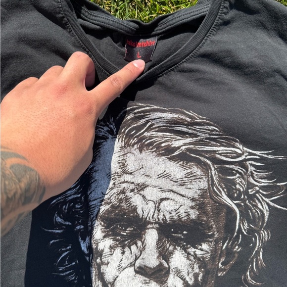 Why So Serious Joker Graphic Tee NWOT - Picture 3 of 3